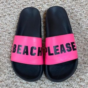 PINK Victoria’s Secret womens medium (8) sandal slides black pink “beach please”
